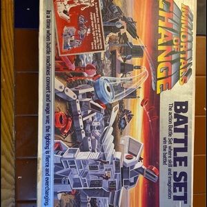 Vintage 1985 Immortals of Change Battle Set. Not sure what all was in here……